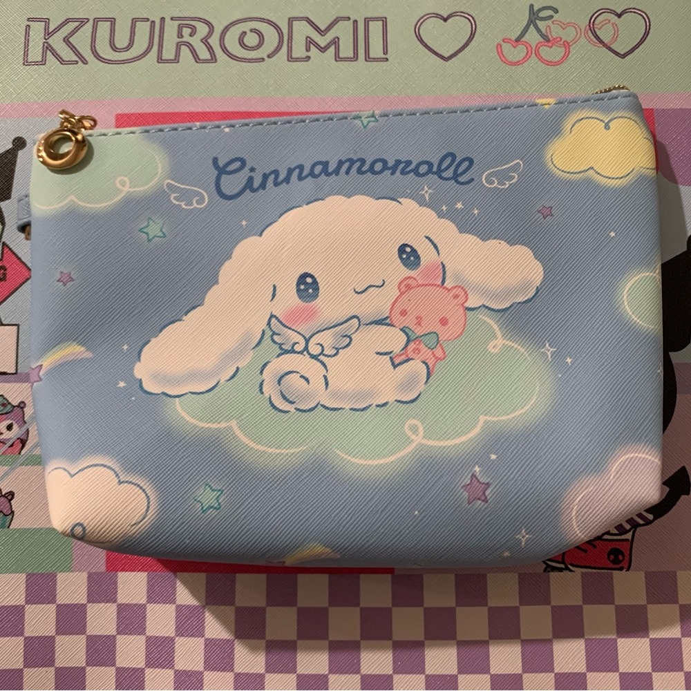 Cinnamoroll Baby Blue Cloud-Themed Zip Bag NWOT